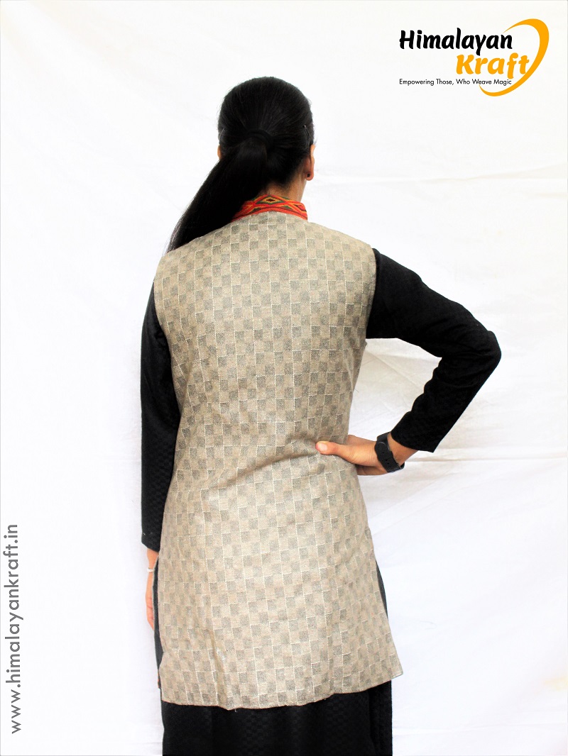 Full Sleeve Ladies Fancy Jacket, Feature : Comfortable, Occasion : Causal  wear at Rs 450 / Piece in Ludhiana